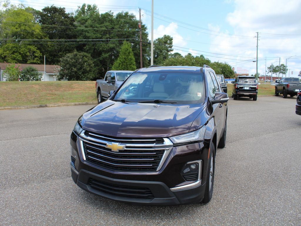 Used 2022 Chevrolet Traverse LT FWD image 4