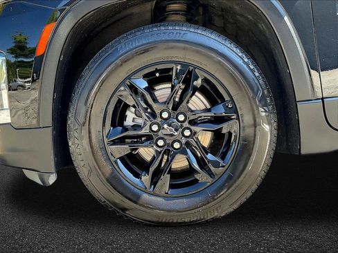 Used 2023 Chevrolet Traverse LT w/ Midnight/Sport Edition AWD/4WD image 20