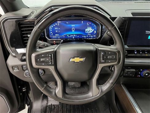 Used 2024 Chevrolet Silverado 3500 High Country w/ Technology Package image 20