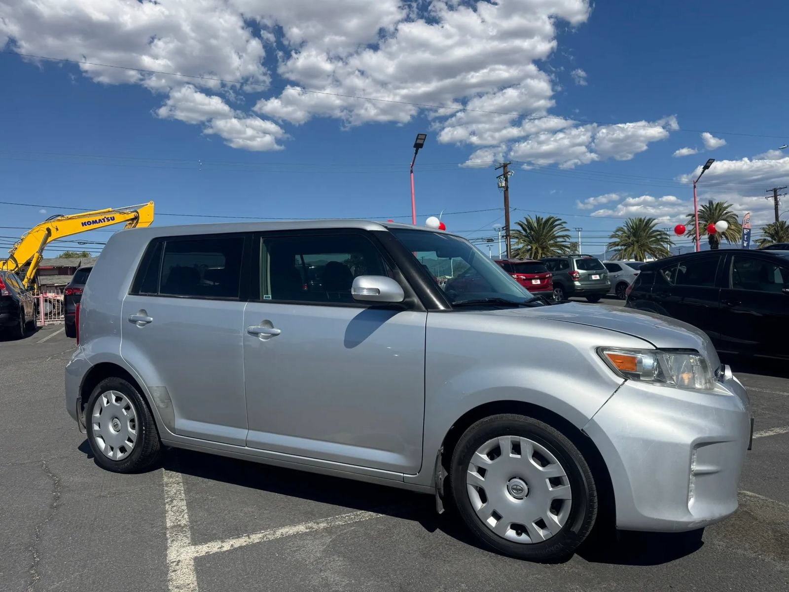 Used 2015 Scion xB FWD image 12