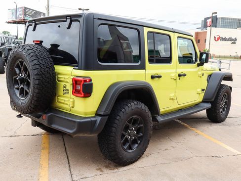 Used 2024 Jeep Wrangler Willys AWD/4WD image 5