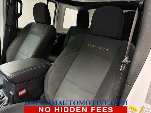 Used 2019 Jeep Wrangler Unlimited Sahara w/ Cold Weather Group image 13