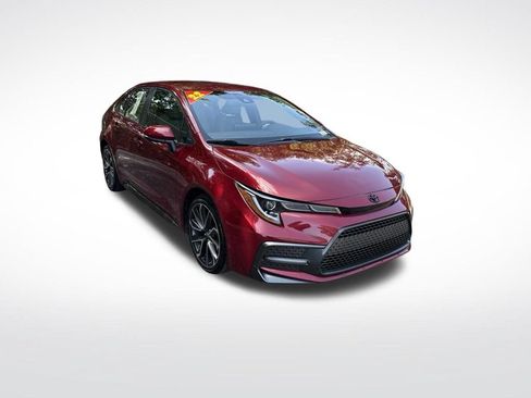 Used 2022 Toyota Corolla SE FWD image 3