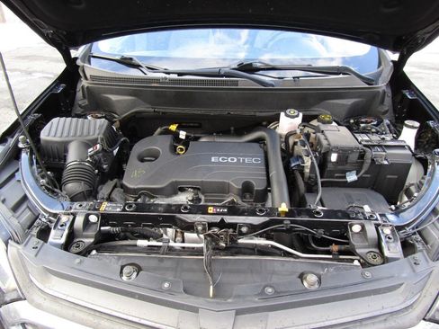 Used 2021 Chevrolet Equinox LS image 26