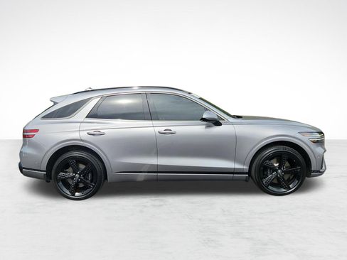 Used 2023 Genesis GV70 2.5T w/ Sport Prestige Package AWD/4WD image 7