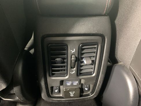 Used 2022 Dodge Durango R/T AWD/4WD image 33