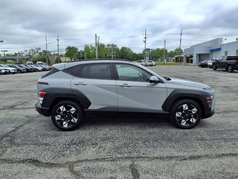 Used 2025 Hyundai Kona SEL FWD image 16