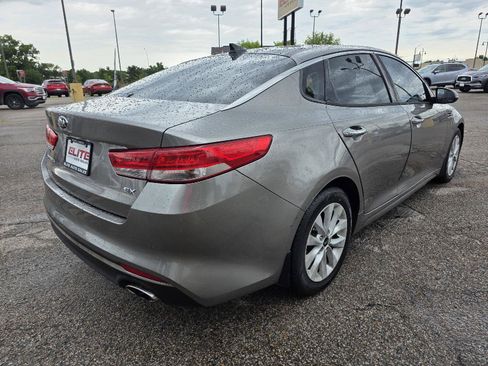 Used 2017 Kia Optima EX w/ Premium Package FWD image 5