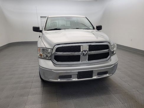 Used 2015 RAM 1500 Classic SLT AWD/4WD image 14