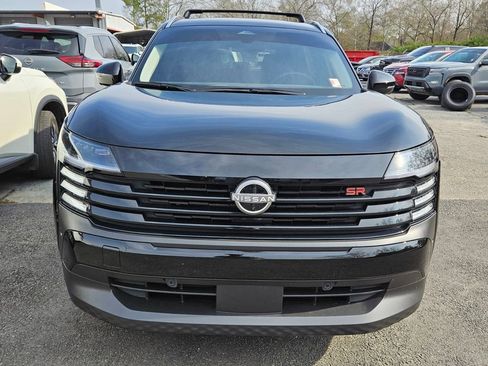 Certified 2025 Nissan Kicks SR w/ Illumination Package image 2