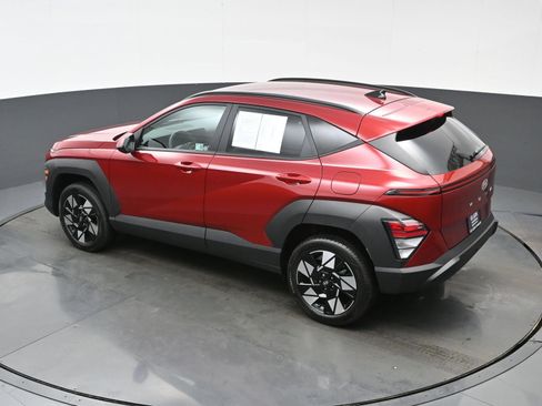 Used 2025 Hyundai Kona SEL AWD/4WD image 37