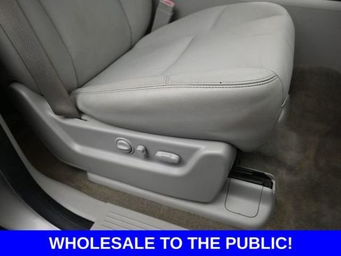 Used 2009 GMC Yukon XL SLT image 14