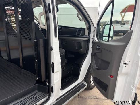 Used 2024 Ford Transit 250 Low Roof w/ Exterior Upgrade Package image 27