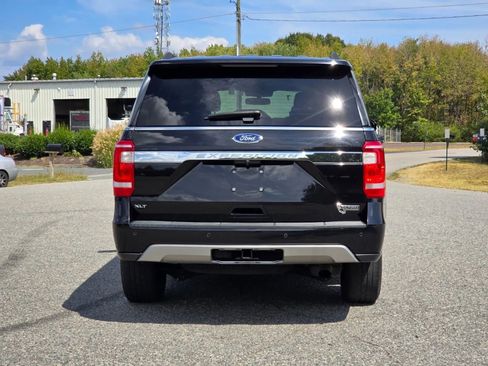 Used 2019 Ford Expedition XLT w/ Equipment Group 202A image 7