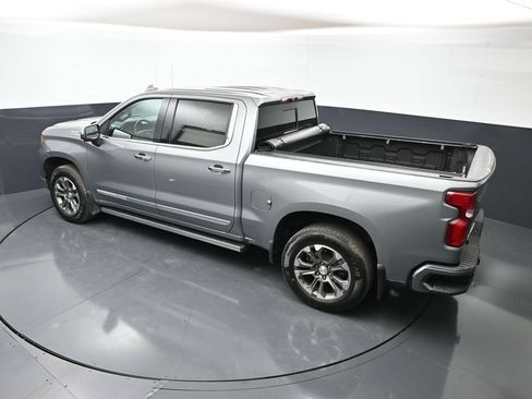 Used 2023 Chevrolet Silverado 1500 High Country AWD/4WD image 45
