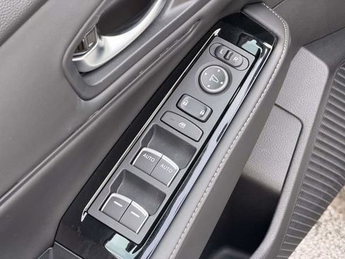 Certified 2025 Honda Accord Touring image 7