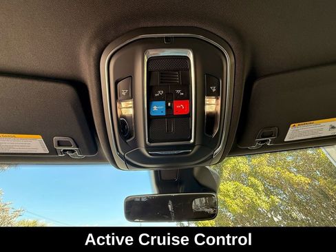 New 2026 Jeep Grand Cherokee Laredo RWD image 11