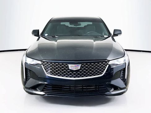 Used 2020 Cadillac CT4 Luxury w/ Cold Weather Package image 6
