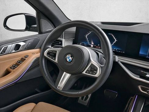 Used 2024 BMW X5 sDrive40i w/ M Sport Package RWD image 25
