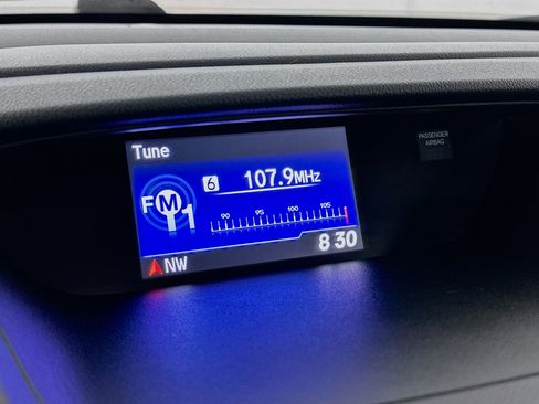 Used 2014 Honda CR-V LX image 19