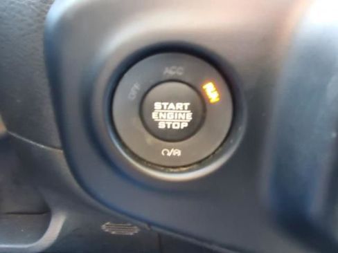 Used 2022 Jeep Gladiator Mojave w/ Cold Weather Group image 22