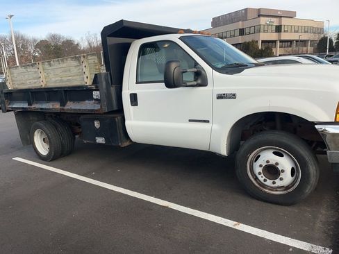 Used 2001 Ford F450 XL image 4