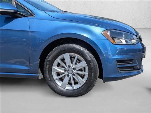 Used 2015 Volkswagen Golf S FWD image 22