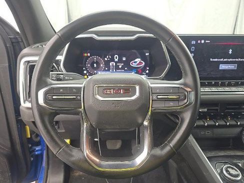 Used 2024 GMC Canyon Elevation w/ Convenience Package AWD/4WD image 11