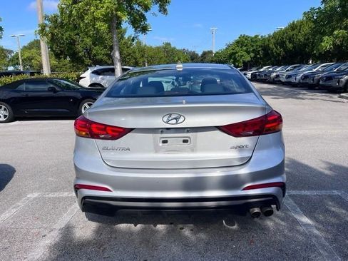 Used 2018 Hyundai Elantra Sport FWD image 7