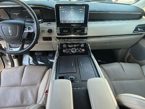 Used 2019 Lincoln Navigator L Reserve AWD/4WD image 26
