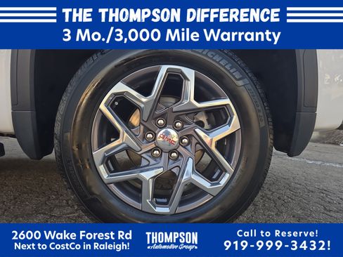 Used 2023 GMC Sierra 1500 SLT w/ SLT Premium Package AWD/4WD image 30