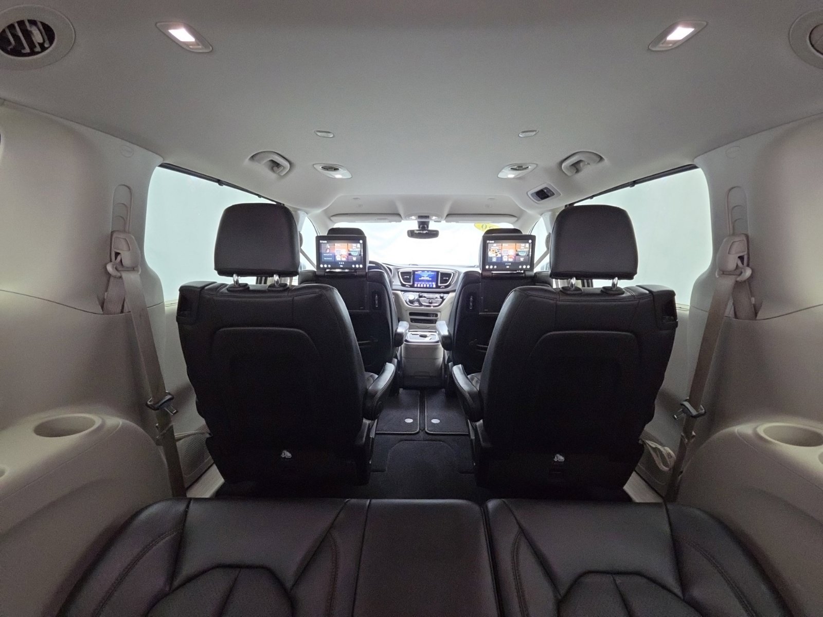 Certified 2020 Chrysler Pacifica Touring-L Plus FWD image 40