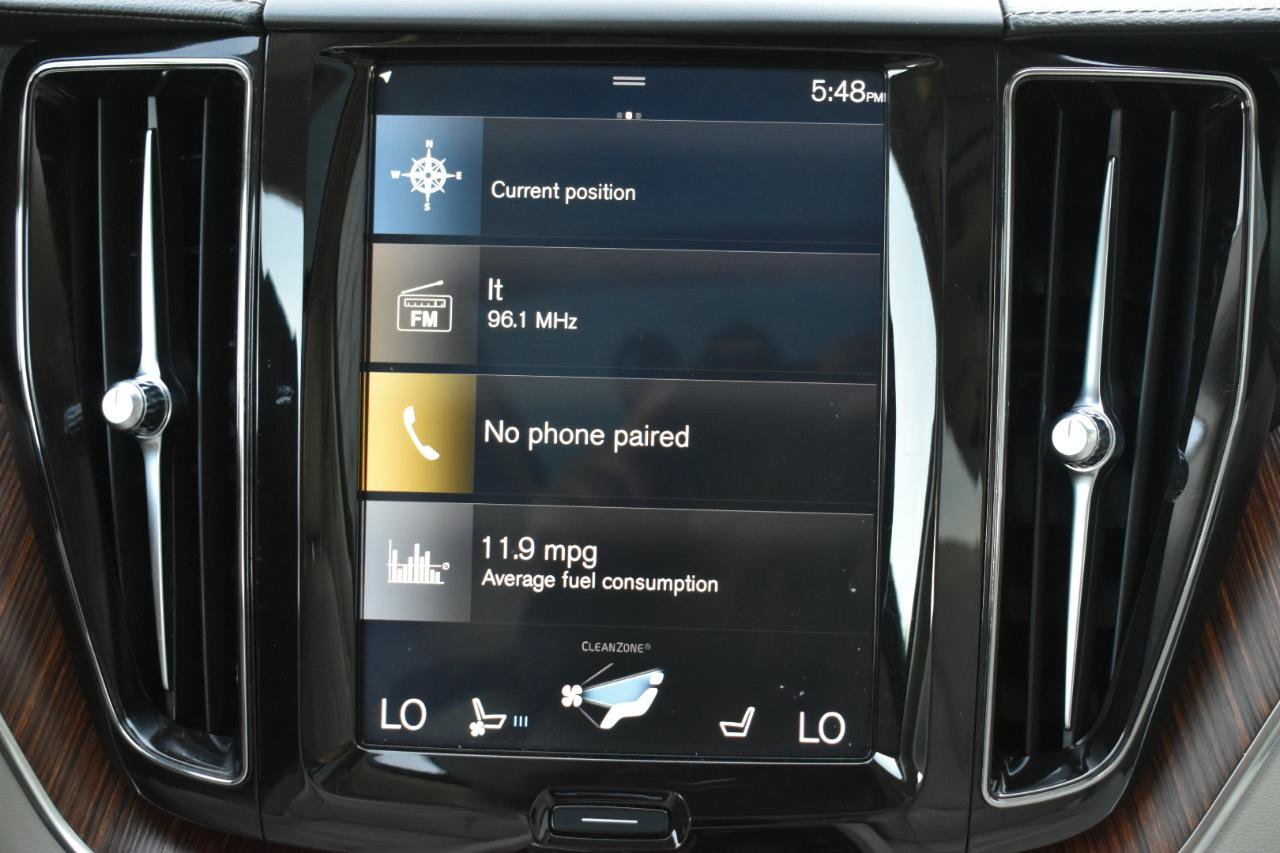 Used 2019 Volvo XC60 T8 Inscription w/ Advanced Package AWD/4WD image 20