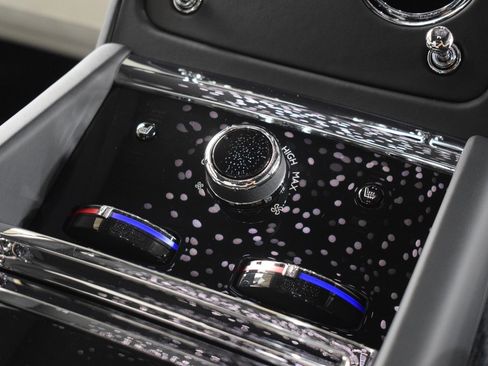 New 2024 Rolls-Royce Spectre w/ Spectre Launch Package image 20