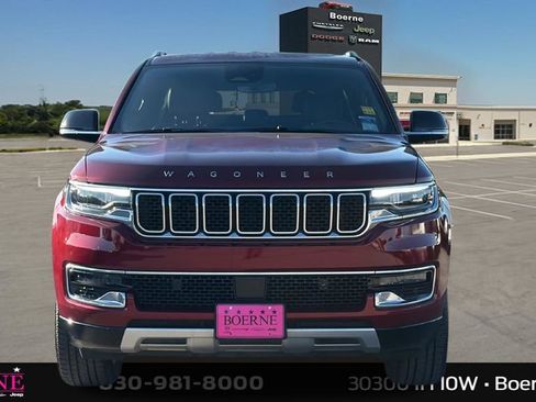 Used 2024 Jeep Wagoneer Series II w/ Flexible Seating Group RWD image 8