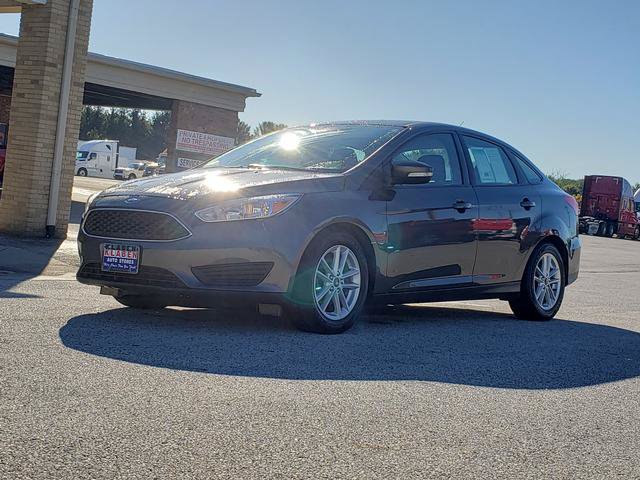 Used 2016 Ford Focus SE FWD image 1