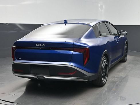 Certified 2025 Kia K4 EX FWD image 11