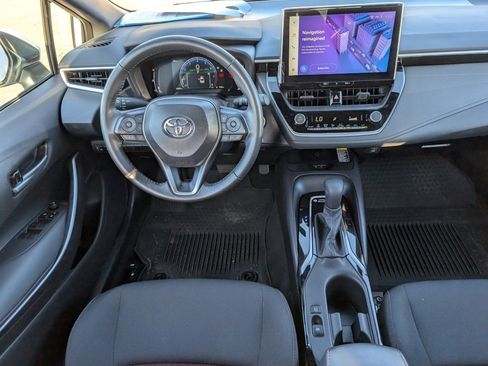 Used 2025 Toyota Corolla SE image 6