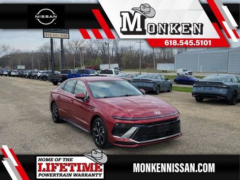 Used 2025 Hyundai Sonata SEL image 1