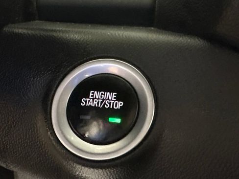 Used 2018 GMC Terrain SLE FWD image 30