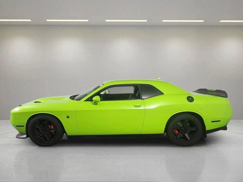 Used 2019 Dodge Challenger R/T Scat Pack w/ Driver Convenience Group image 4