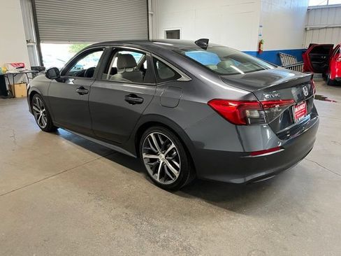 Used 2023 Honda Civic Touring image 5