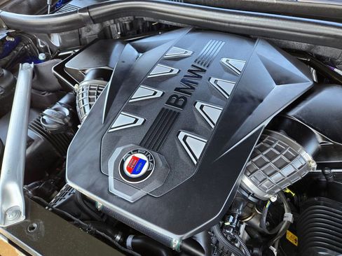 Used 2025 BMW ALPINA XB7 AWD/4WD image 19
