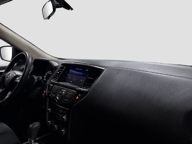 Used 2020 Nissan Pathfinder S AWD/4WD image 24