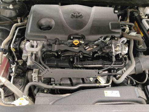 Used 2022 Toyota Camry SE w/ Convenience Package FWD image 30