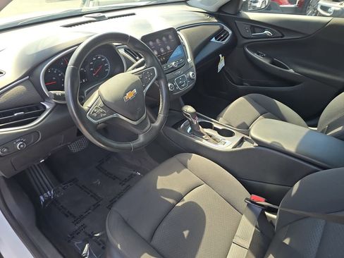 Used 2022 Chevrolet Malibu RS image 21