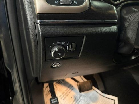 Used 2014 Jeep Grand Cherokee Limited w/ Trailer Tow Group IV AWD/4WD image 46