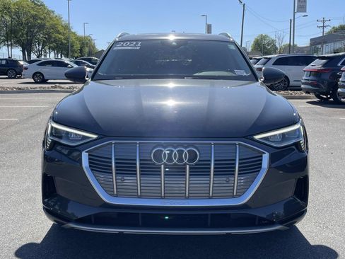 Used 2021 Audi e-tron Premium AWD/4WD image 2