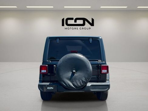 Used 2022 Jeep Wrangler Unlimited Sport AWD/4WD image 4