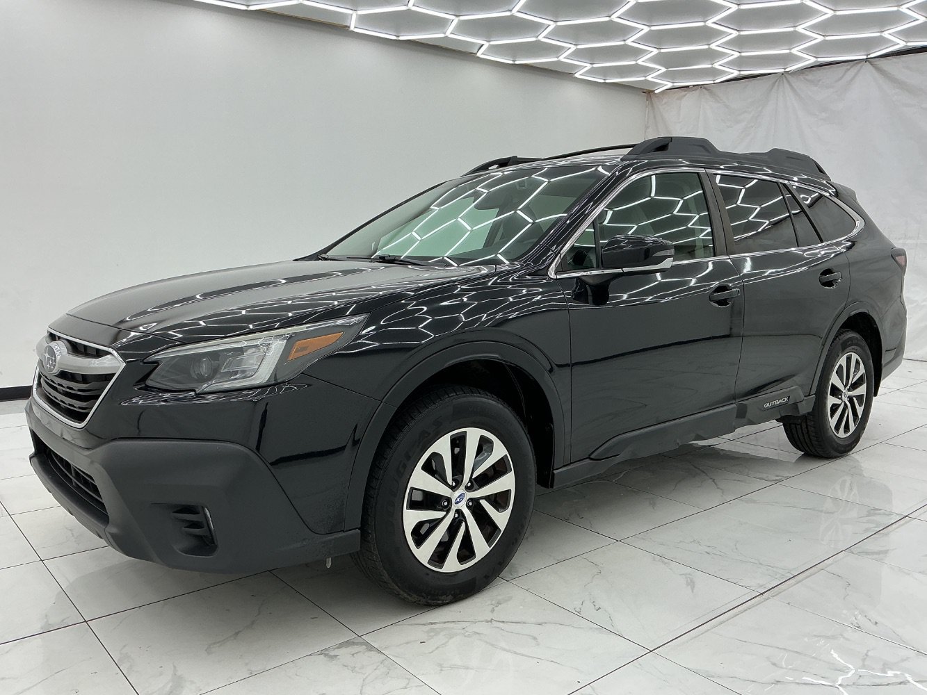 Used 2020 Subaru Outback Premium w/ Popular Package #1 AWD/4WD image 6